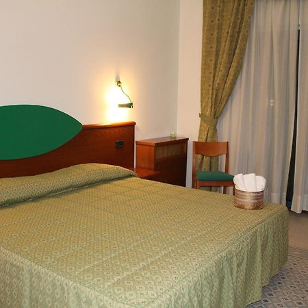 Hotel Moliterno Екстер'єр фото